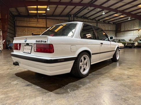 Used 1987 BMW 325is Coupe RWD image 26