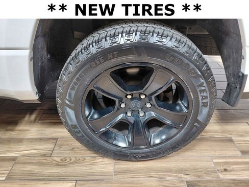 Used 2023 RAM 1500 Big Horn AWD/4WD image 5