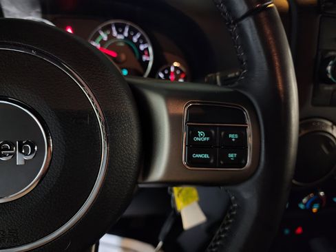 Used 2018 Jeep Wrangler Sport image 26