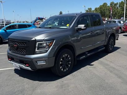 Used 2021 Nissan Titan PRO-4X w/ Pro-4x Convenience Package