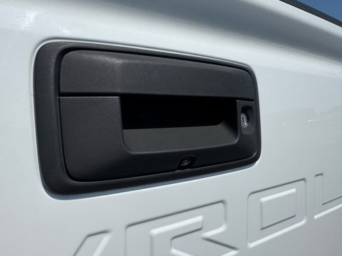 Used 2022 Chevrolet Colorado LT w/ Fleet Safety Package image 9