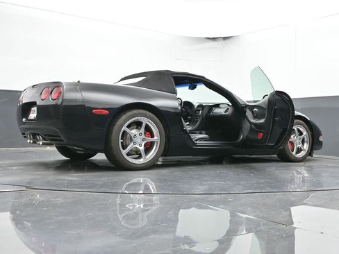 Used 2003 Chevrolet Corvette Convertible w/ Preferred Equipment Group1 image 81