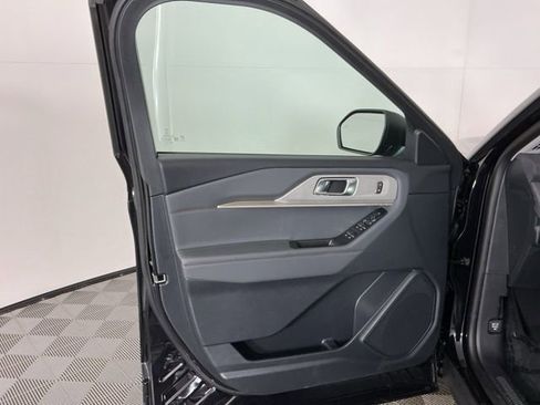 New 2026 Ford Explorer Active AWD/4WD image 12