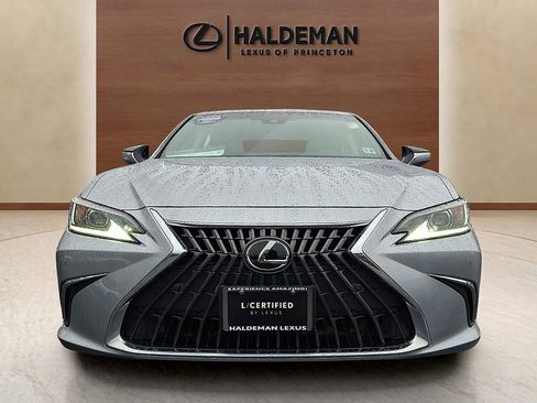 Certified 2023 Lexus ES 350 w/ Premium Package image 2