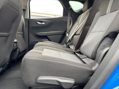 Used 2025 Chevrolet Blazer LT image 25