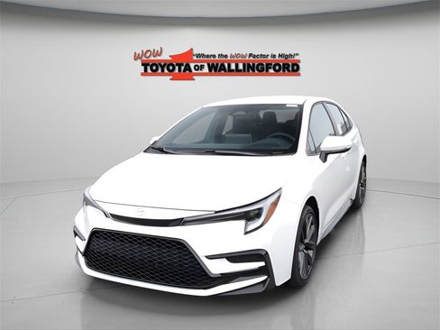 New 2026 Toyota Corolla SE w/ SE Package image 1