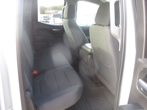 Used 2019 Chevrolet Silverado 1500 LT w/ Texas Edition image 9