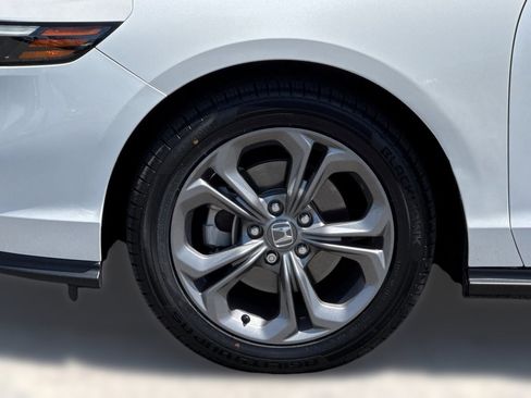 Certified 2024 Honda Accord EX image 11