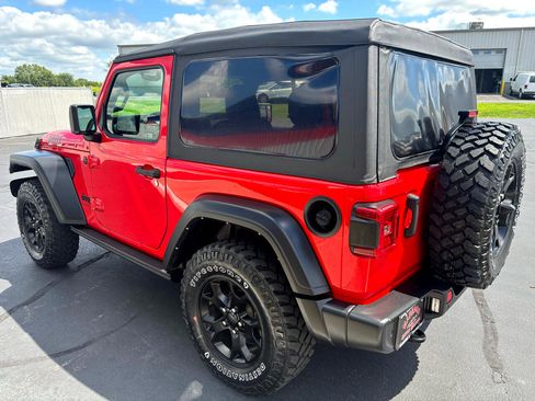 Used 2021 Jeep Wrangler Sport image 5