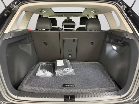 New 2026 Volkswagen Taos SE AWD/4WD image 9