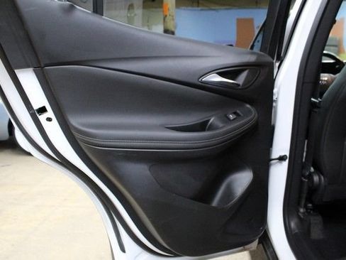 Used 2024 Buick Encore GX Preferred FWD image 13