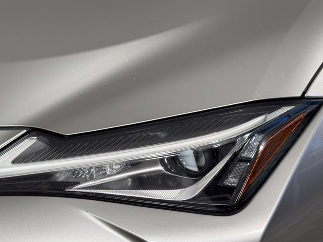 Used 2022 Lexus UX 200 FWD image 12