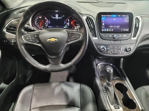 Used 2019 Chevrolet Malibu Premier w/ Sun and Wheel Package FWD image 22
