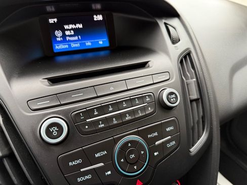 Used 2016 Ford Focus SE image 24