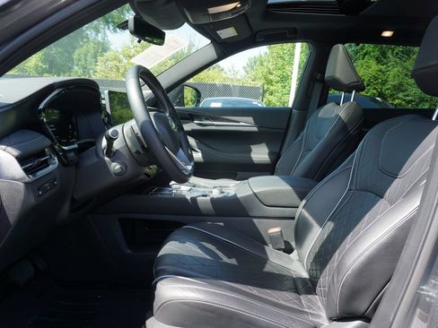 Used 2025 INFINITI QX60 Autograph w/ Cargo Package AWD/4WD image 11