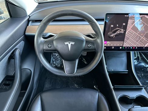Used 2020 Tesla Model 3 Performance image 14