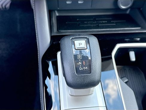 New 2026 Mitsubishi Outlander ES FWD image 17