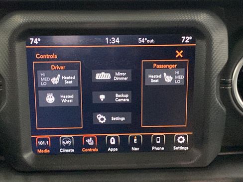 Used 2020 Jeep Wrangler Unlimited Sahara AWD/4WD image 29