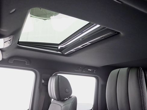 Used 2019 Mercedes-Benz G 550 w/ AMG Line image 29