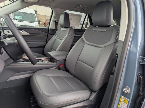 New 2026 Ford Explorer Active image 20