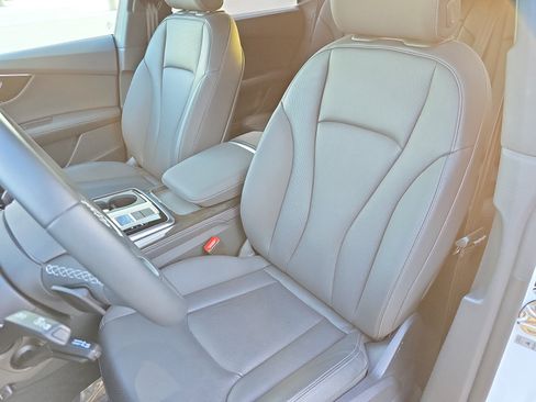 Certified 2025 Audi Q8 Premium Plus w/ Premium Plus Package image 15