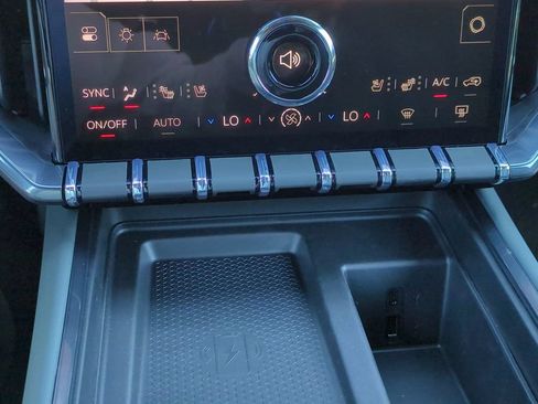 New 2026 GMC Acadia AT4 w/ Super Cruise Package AWD/4WD image 16