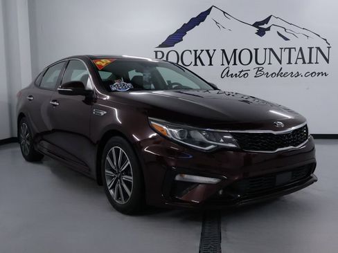 Used 2020 Kia Optima Premium image 1