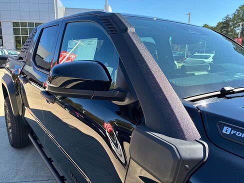 New 2025 Toyota Tacoma Trailhunter image 42