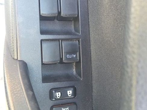 Used 2018 Toyota Corolla LE image 15