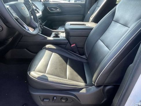 Used 2022 Chevrolet Tahoe Premier AWD/4WD image 14