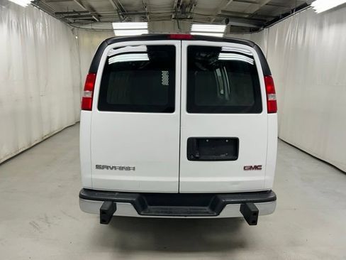 Used 2025 GMC Savana 2500 w/ Driver Convenience Package RWD image 6