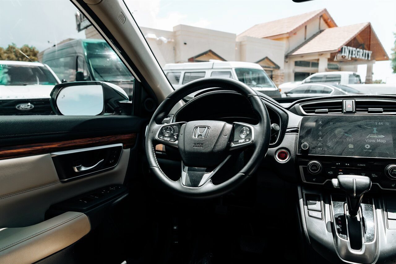 Used 2017 Honda CR-V Touring image 23