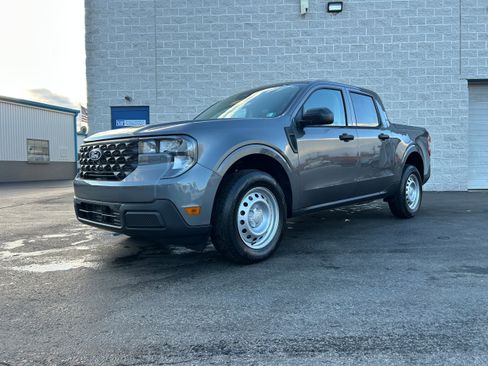 New 2025 Ford Maverick XL w/ Equipment Group 101A image 3