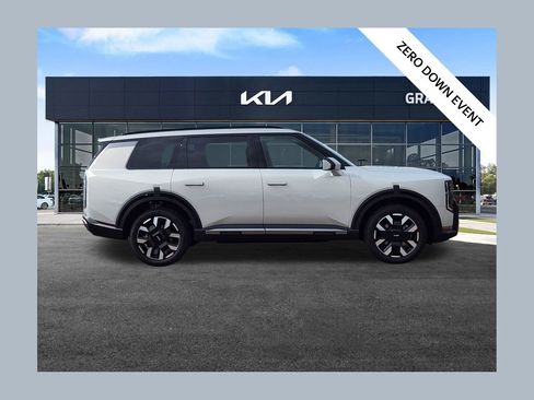 New 2027 Kia Telluride S image 1