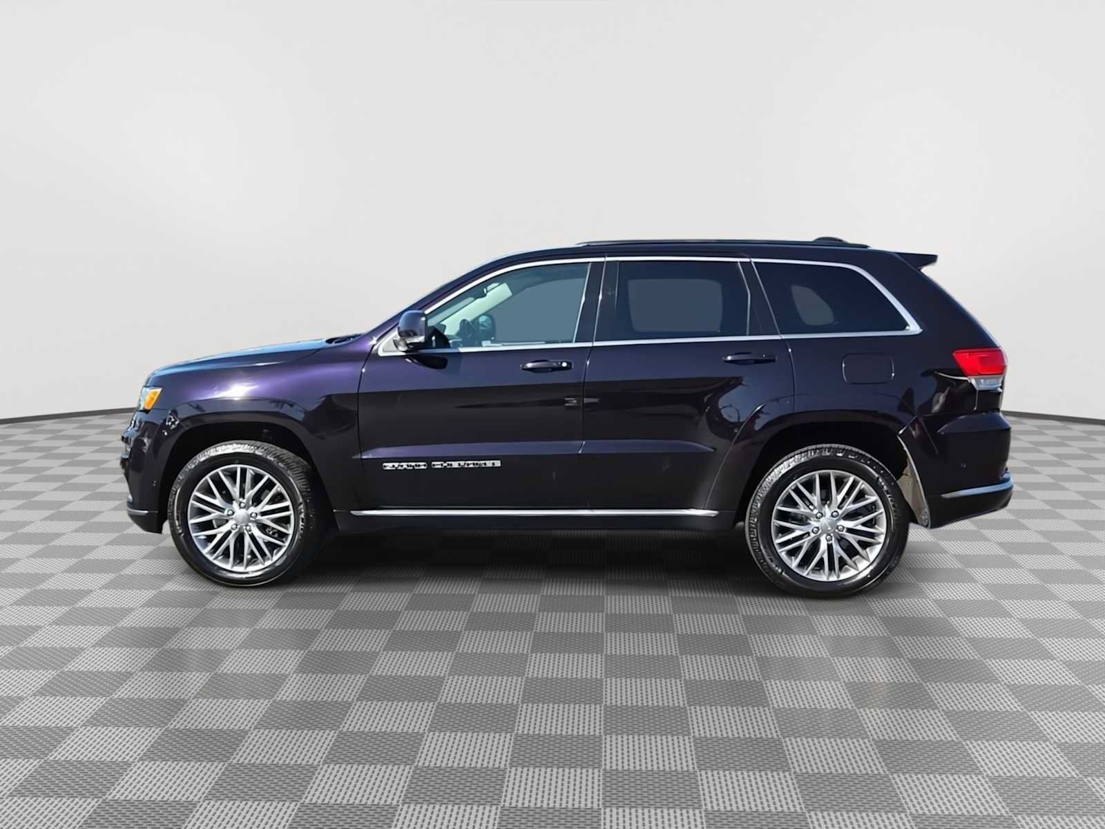 Used 2018 Jeep Grand Cherokee Summit w/ Platinum Series Group AWD/4WD image 5