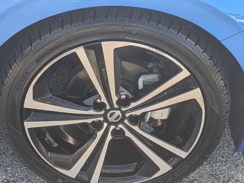 Used 2020 Nissan Sentra SR FWD image 14