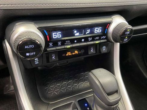 Certified 2023 Toyota RAV4 XLE w/ Convenience Package image 25