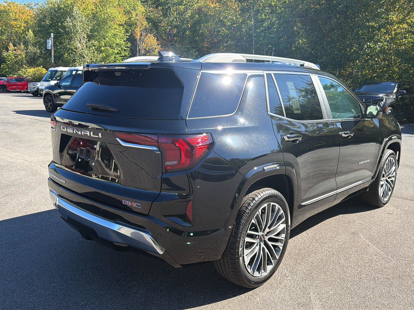 New 2027 GMC Terrain Denali w/ LPO, Floor Liner Package AWD/4WD image 5