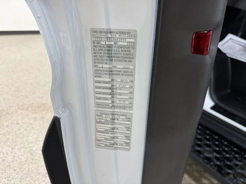 Used 2020 Ford Transit 150 Medium Roof RWD image 60