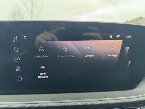 Used 2024 Buick Envista Sport Touring w/ Convenience I Package image 19