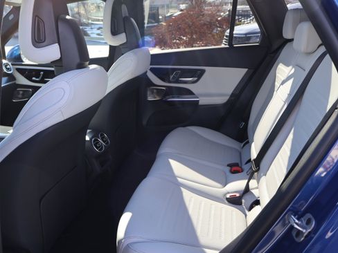 Certified 2025 Mercedes-Benz GLC 300 GLC 300W4 image 17