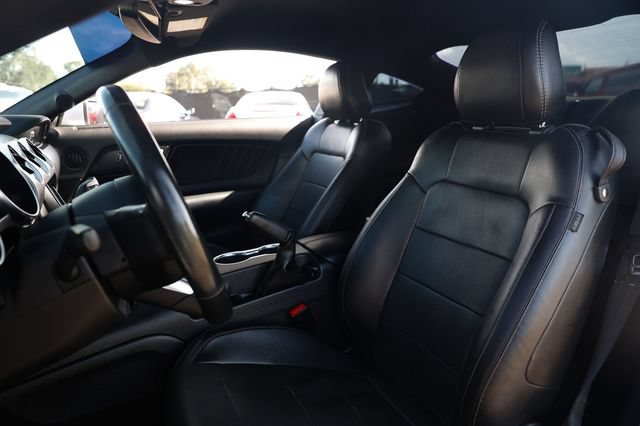 Used 2018 Ford Mustang GT Premium RWD image 9