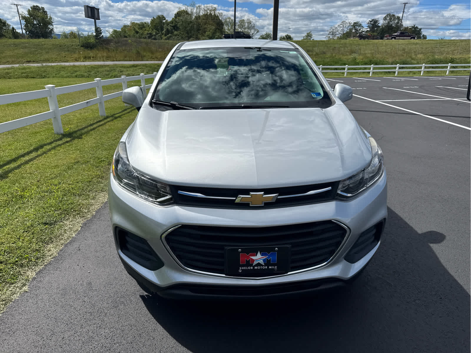 Used 2021 Chevrolet Trax LS FWD image 4