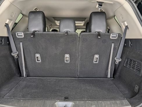 Used 2024 Nissan Pathfinder Platinum AWD/4WD image 29