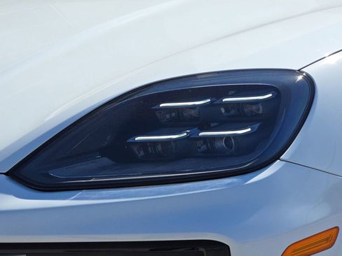 Certified 2024 Porsche Cayenne S image 30