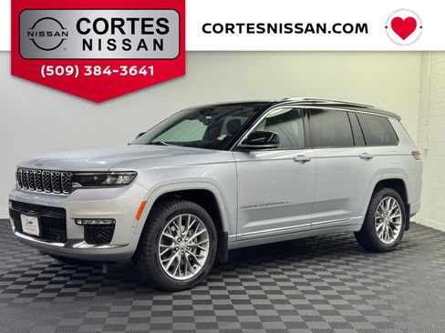 Used 2023 Jeep Grand Cherokee L Summit w/ Advanced Protech Group IV AWD/4WD image 1