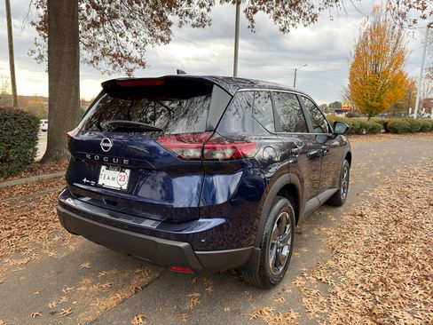 New 2026 Nissan Rogue SV image 7