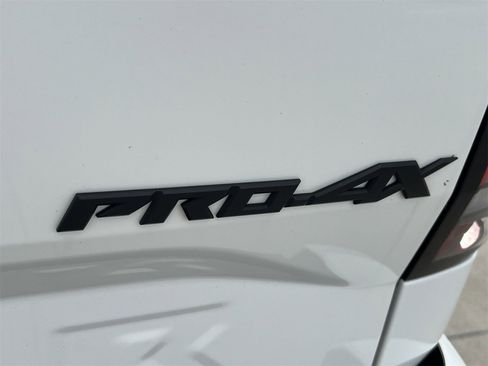 Used 2023 Nissan Frontier PRO-4X w/ Pro Convenience Package image 6