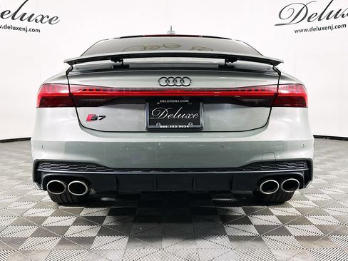 Used 2022 Audi S7 Prestige w/ Prestige Package image 5