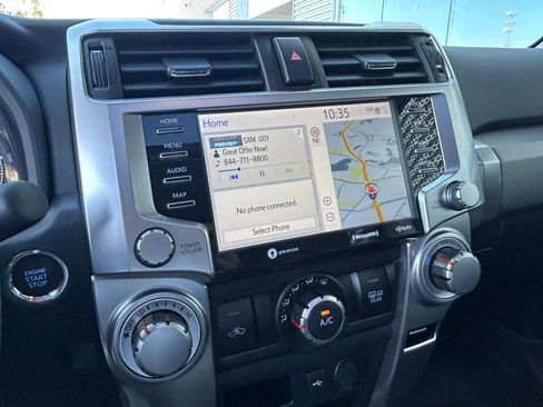 Used 2022 Toyota 4Runner SR5 Premium image 26